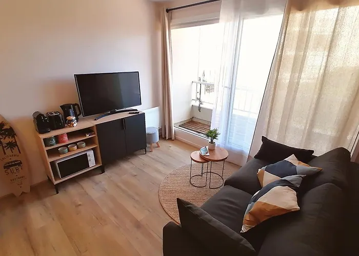 Joli Front De Balcon Wifi Vue Cour *