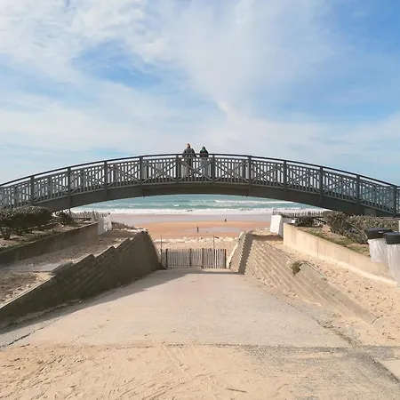 Apartmán Joli Front De Balcon Wifi Vue Cour