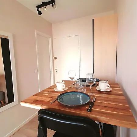 Joli Front De Balcon Wifi Vue Cour Apartman