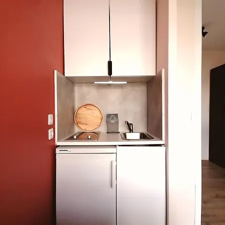 Apartman Joli Front De Balcon Wifi Vue Cour